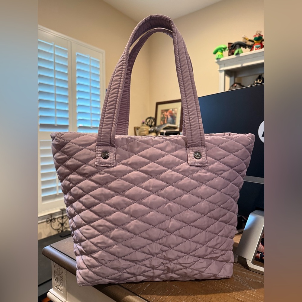 Girlfriend Gear Collection XIIX Lavender Quilted Tote Bag 13”-17”L x 12”H NWOT - Picture 3 of 16